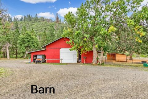 Tiny photo for 2245 Colestin Road, Ashland, OR 97520 (MLS # 220220182)