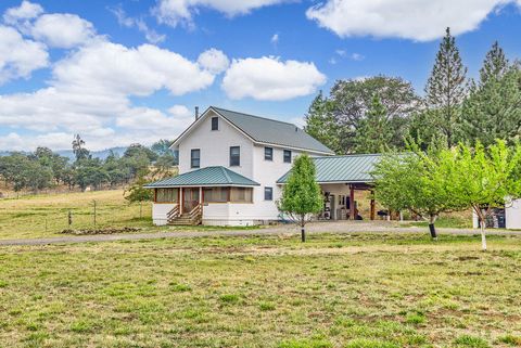 Tiny photo for 2245 Colestin Road, Ashland, OR 97520 (MLS # 220220182)
