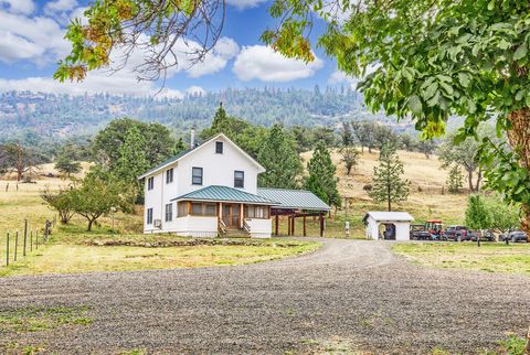 Tiny photo for 2245 Colestin Road, Ashland, OR 97520 (MLS # 220220182)