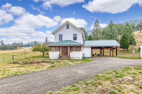 Tiny photo for 2245 Colestin Road, Ashland, OR 97520 (MLS # 220220182)