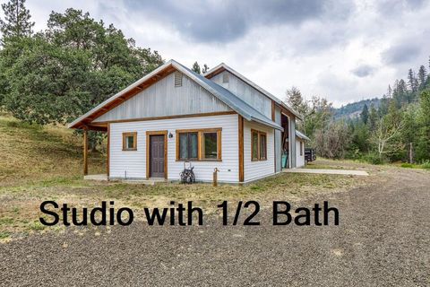Tiny photo for 2245 Colestin Road, Ashland, OR 97520 (MLS # 220220182)