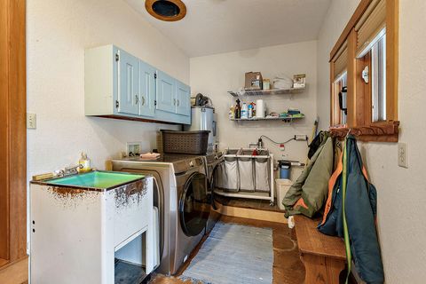 Tiny photo for 2245 Colestin Road, Ashland, OR 97520 (MLS # 220220182)