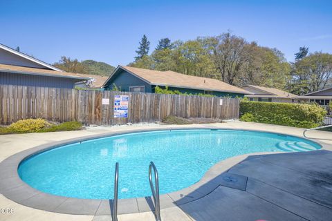Tiny photo for 103 Brookside Court, Rogue River, OR 97537 (MLS # 220224526)