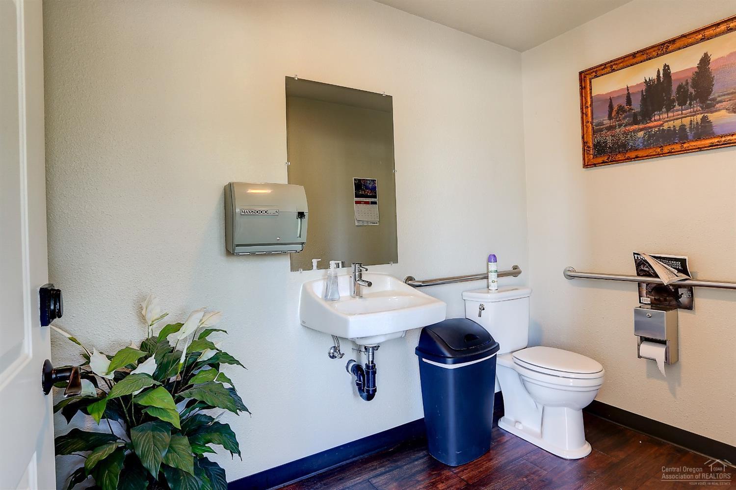 Brinson Ind Park - Commercial Sale