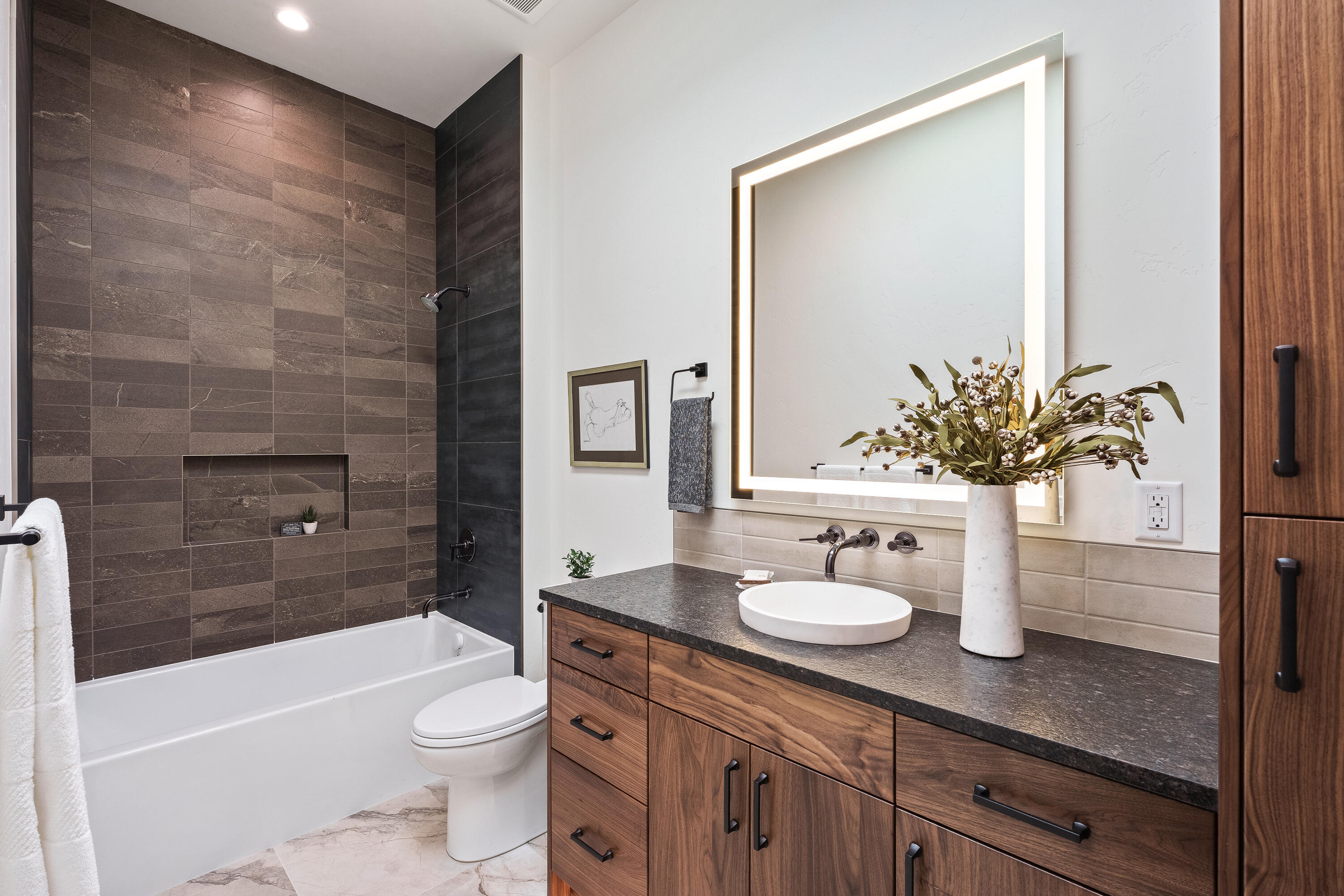 Discovery West Phase 6 & 7 - Residential