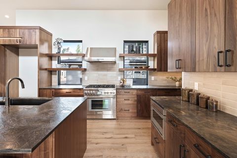 3371 NW Leavitt Lane Lot 272 Bend OR 97703