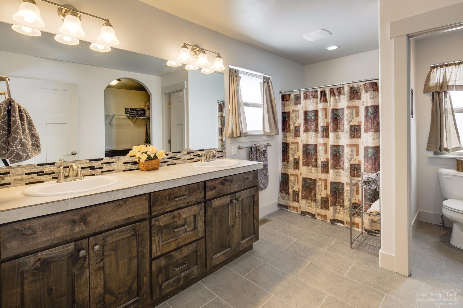 Poco Bella - Residential