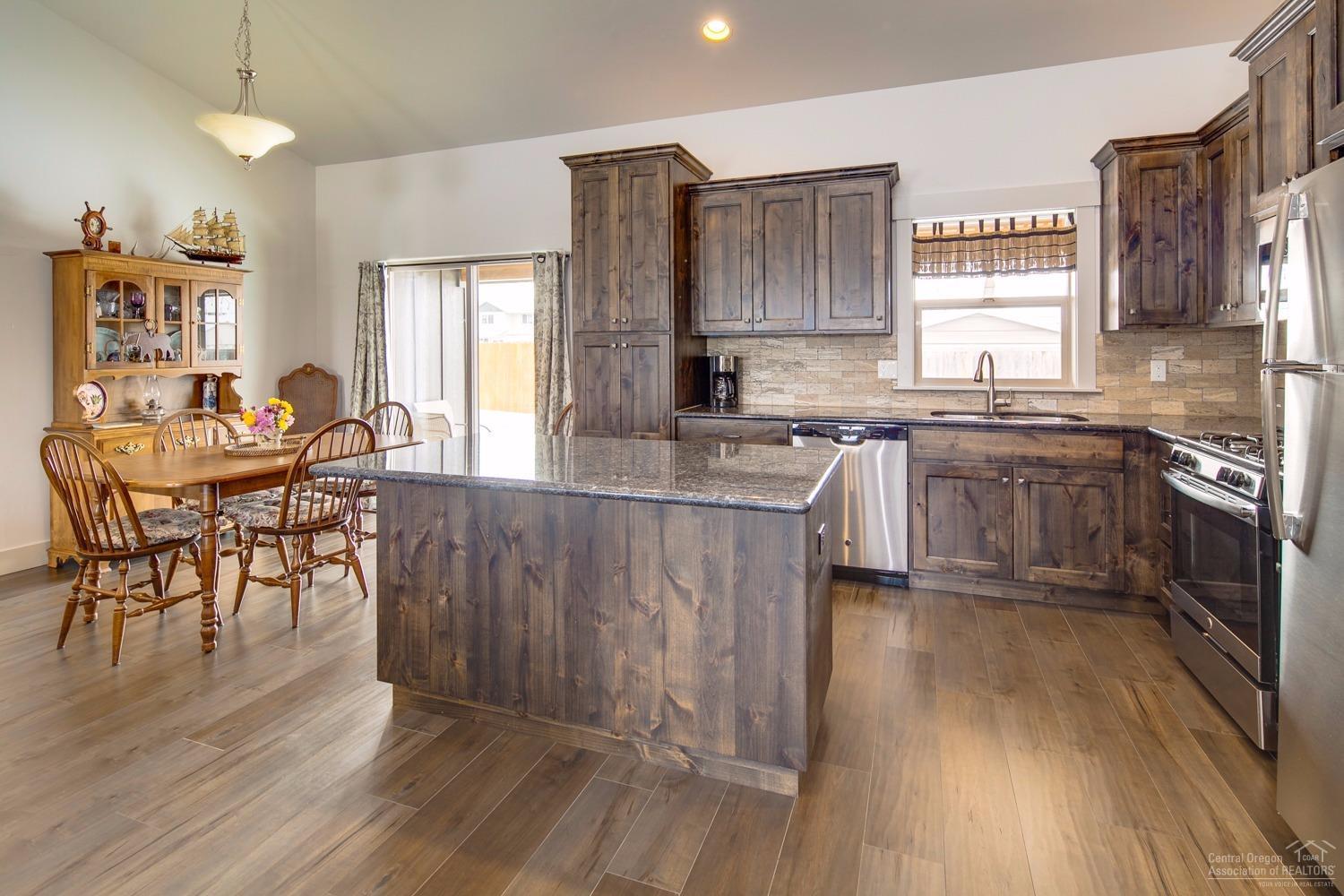 Poco Bella - Residential