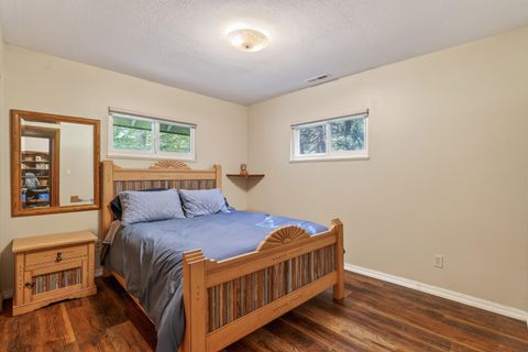 Tiny photo for 244 Riessen Road, Grants Pass, OR 97526 (MLS # 220217183)