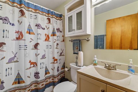 Tiny photo for 244 Riessen Road, Grants Pass, OR 97526 (MLS # 220217183)