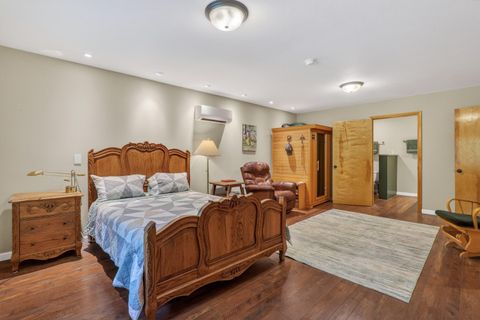 Tiny photo for 244 Riessen Road, Grants Pass, OR 97526 (MLS # 220217183)