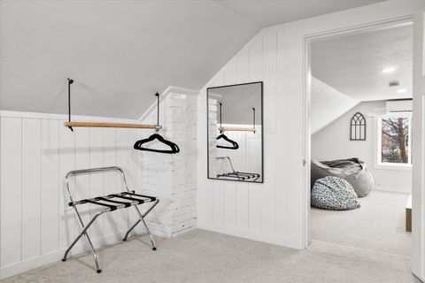 Tiny photo for 533 SW 4th Street, Redmond, OR 97756 (MLS # 220212555)