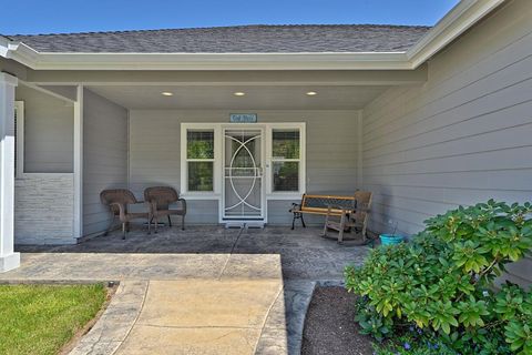 Tiny photo for 243 Retirement Lane, Cave Junction, OR 97523 (MLS # 220211634)