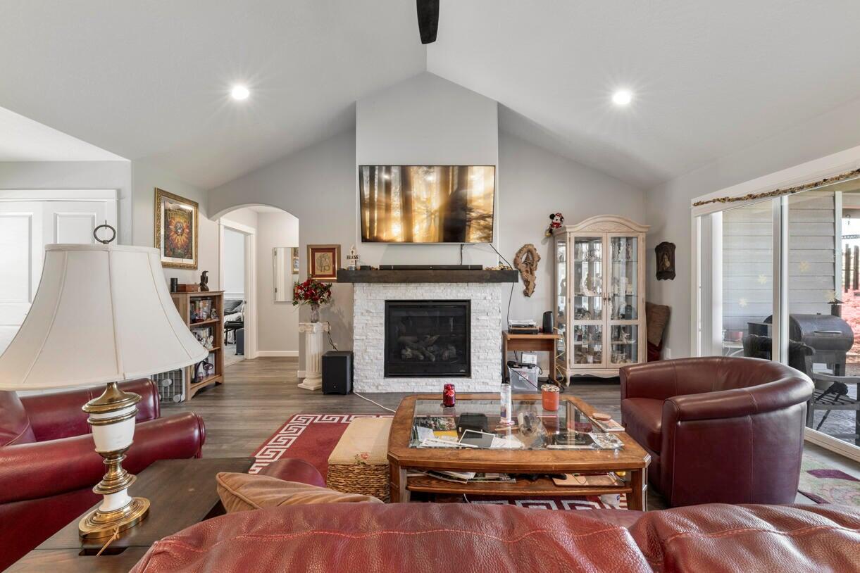 Pomeroy Park - Residential