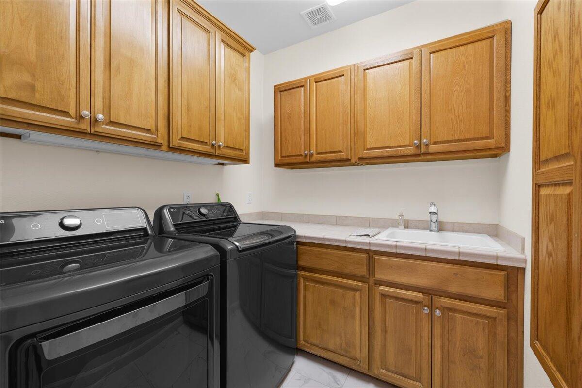 Eagle Point Golf Community - Residential