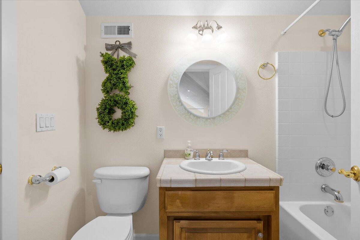 Eagle Point Golf Community - Residential