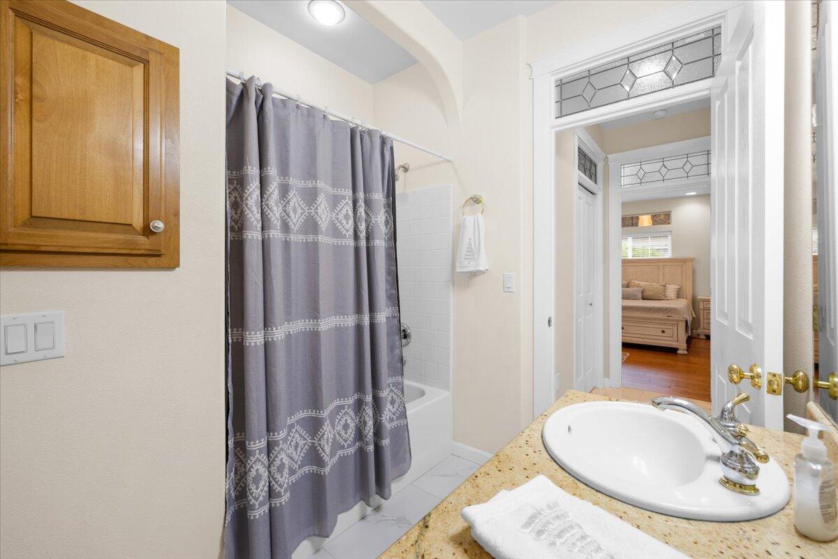 Eagle Point Golf Community - Residential