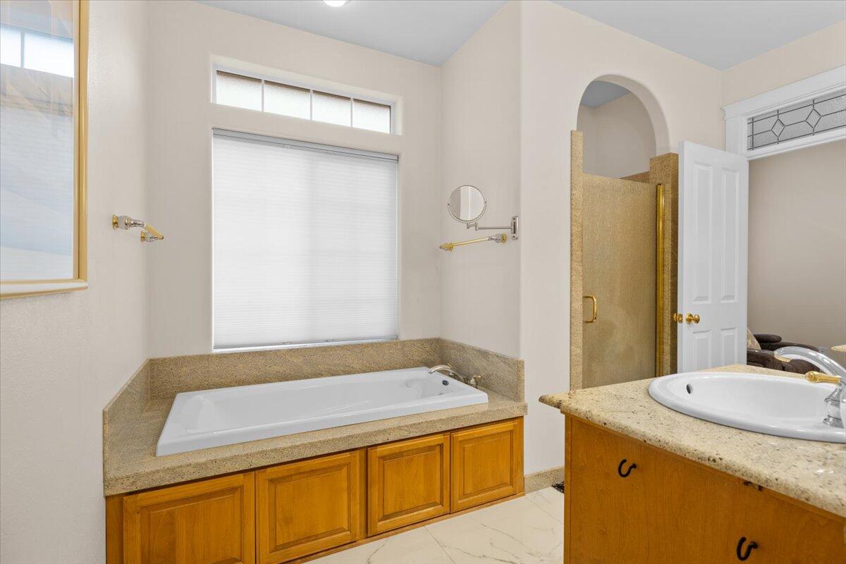 Eagle Point Golf Community - Residential