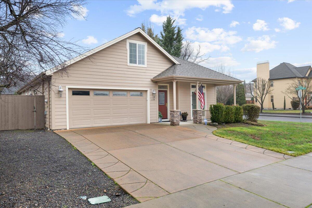 Eagle Point Golf Community - Residential