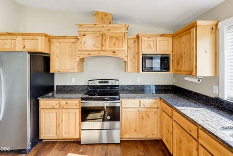 Tiny photo for 2287 Evie Lane, Grants Pass, OR 97527 (MLS # 220226736)