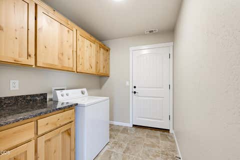 Tiny photo for 2287 Evie Lane, Grants Pass, OR 97527 (MLS # 220226736)