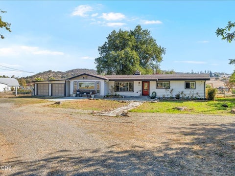 Photo of 5948 Shady Brook Drive, Central Point, OR 97502 (MLS # 220229649)