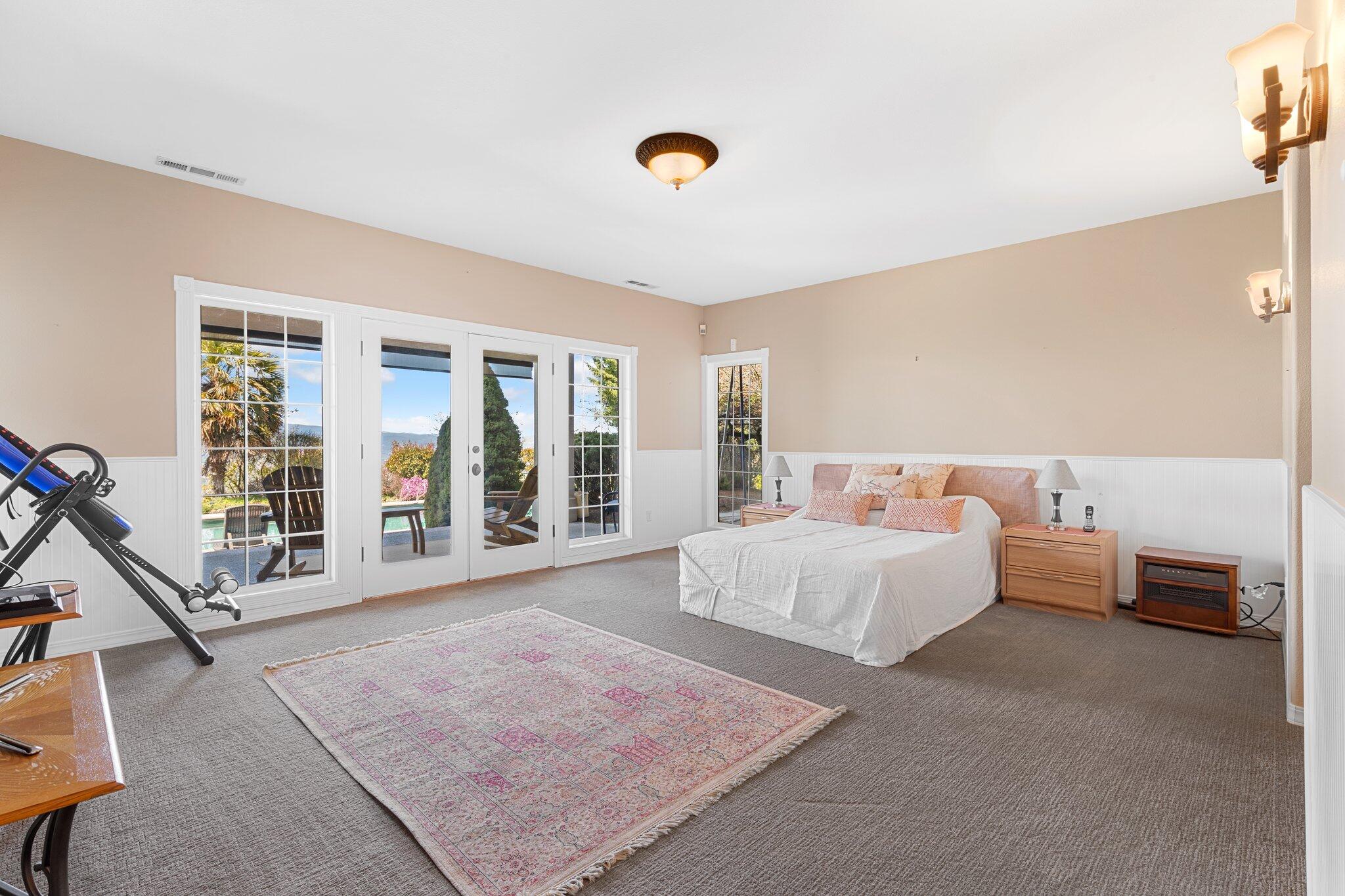 Uplands Phase Iv, The - Residential