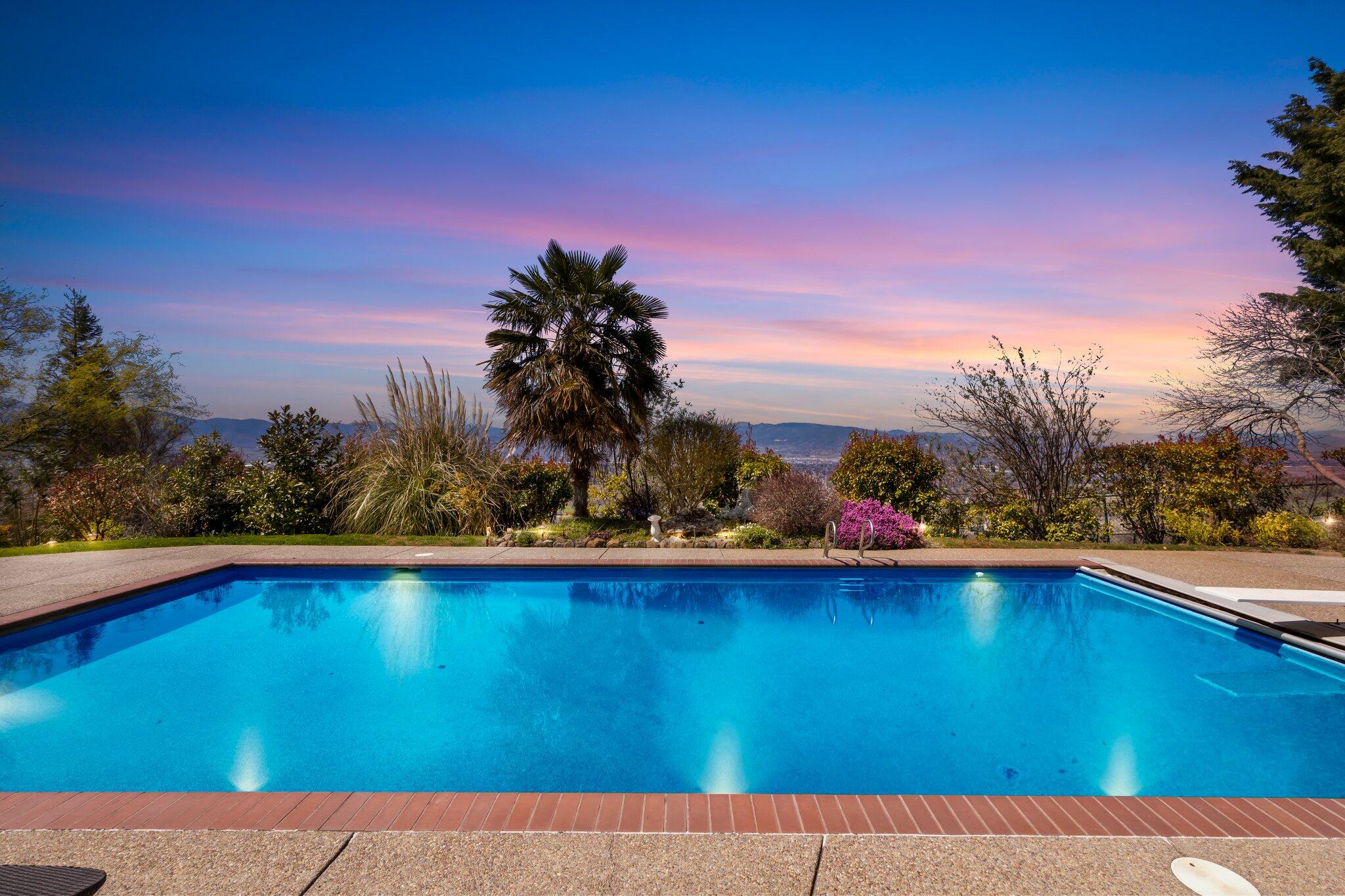 Uplands Phase Iv, The - Residential