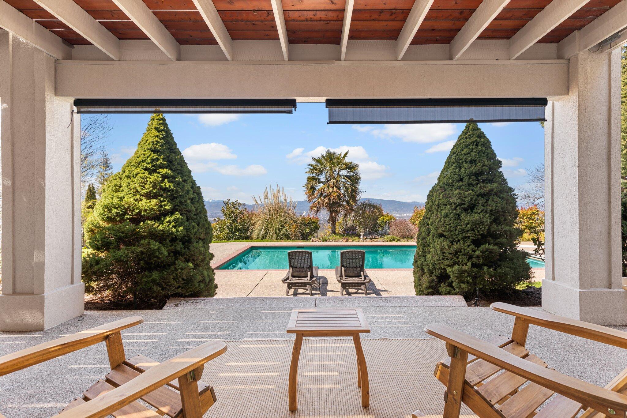 Uplands Phase Iv, The - Residential