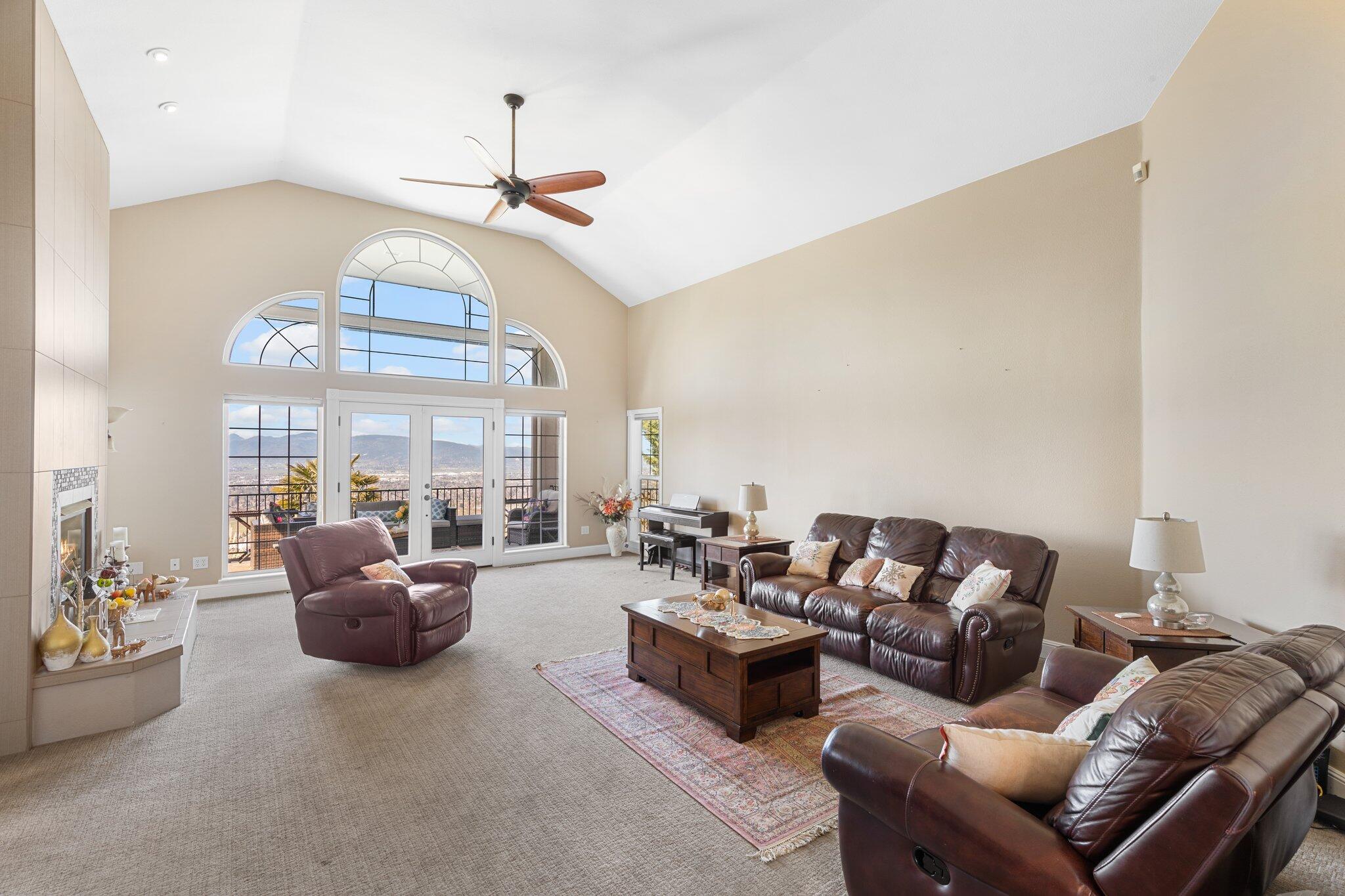 Uplands Phase Iv, The - Residential