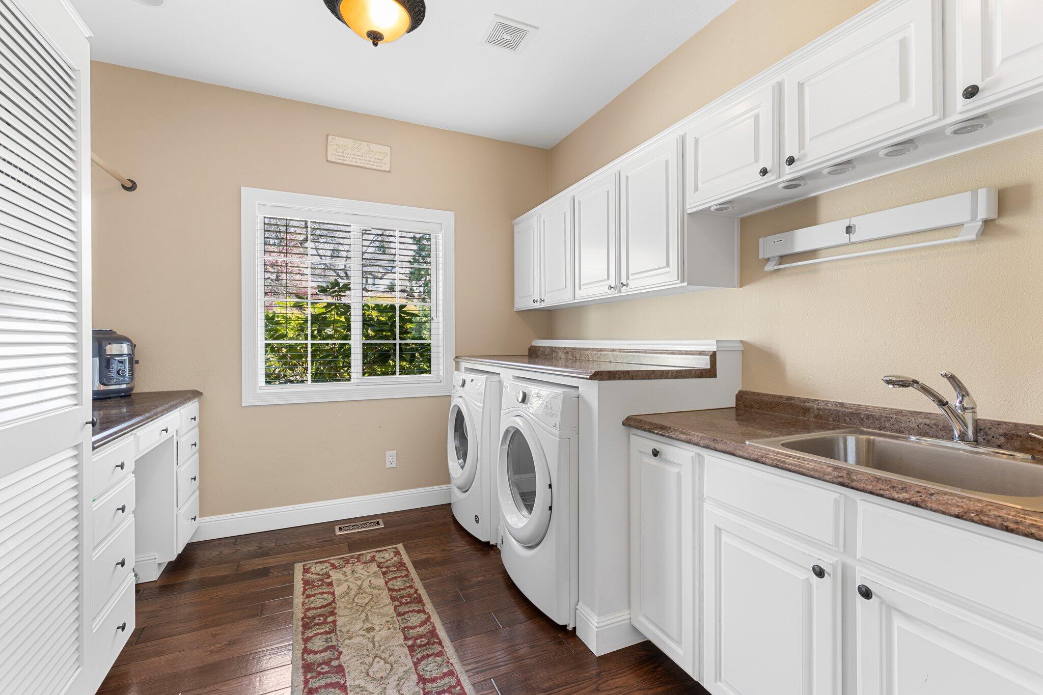 Uplands Phase Iv, The - Residential