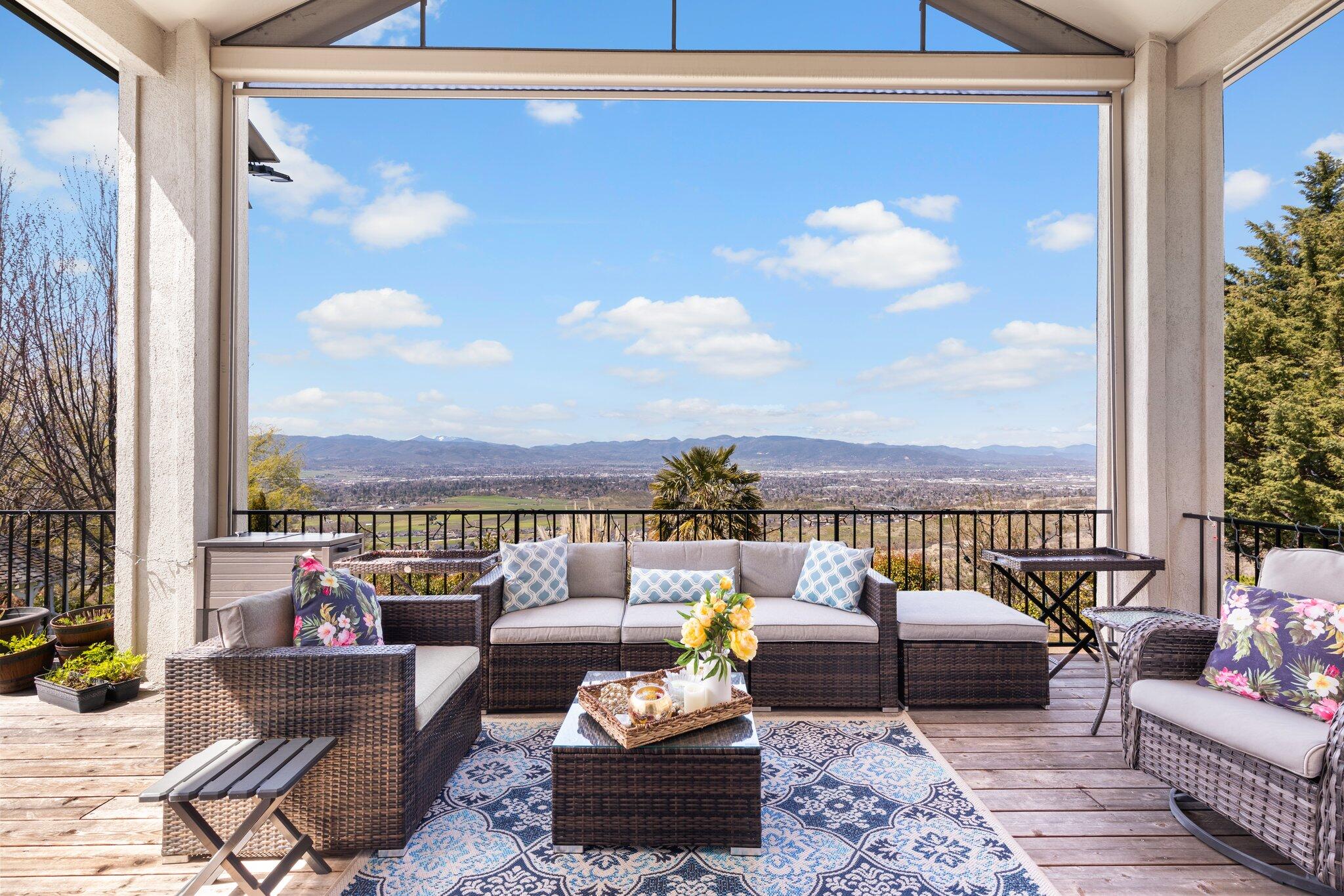 Uplands Phase Iv, The - Residential