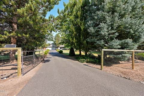 Tiny photo for 16932 Ponderosa Cascade Drive, Bend, OR 97703 (MLS # 220227214)