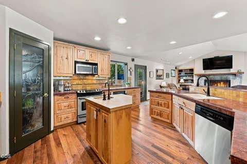 Tiny photo for 16932 Ponderosa Cascade Drive, Bend, OR 97703 (MLS # 220227214)