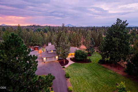 Photo of 16932 Ponderosa Cascade Drive, Bend, OR 97703 (MLS # 220227214)