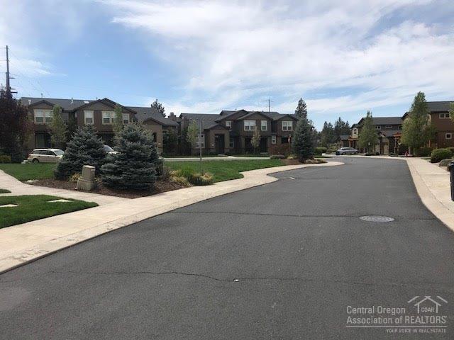 The Bluffs River Ben - Residential