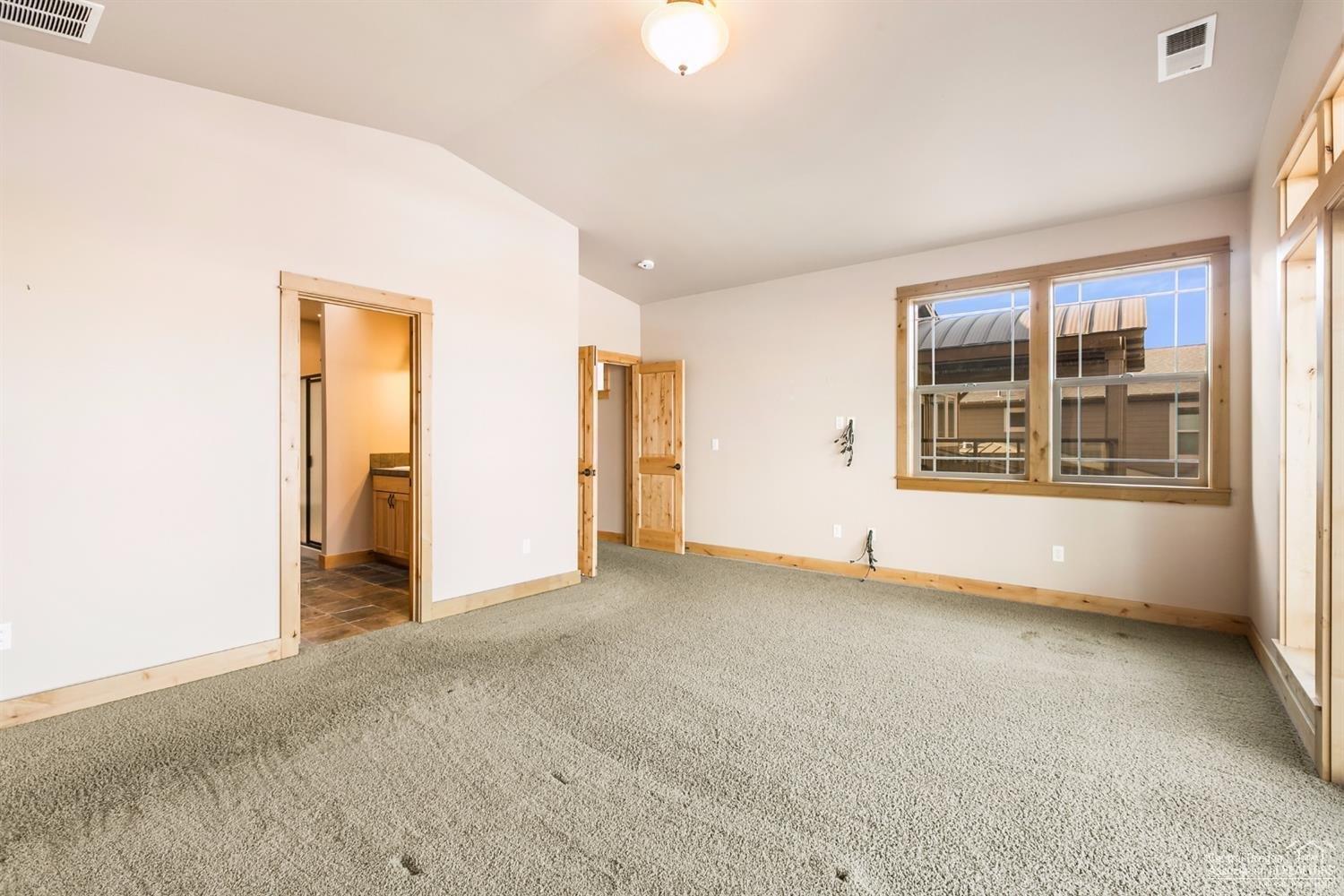 The Bluffs River Ben - Residential