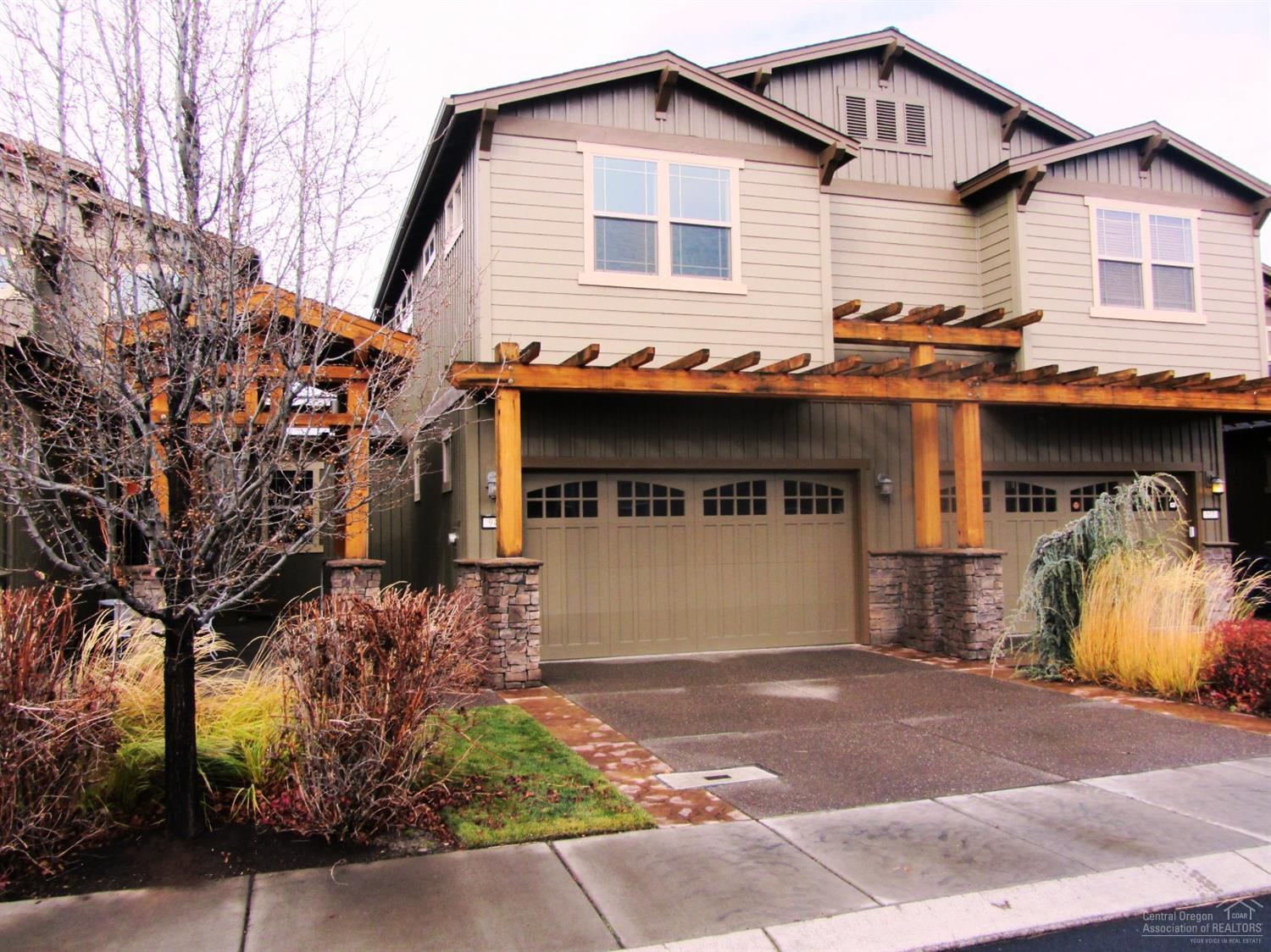 The Bluffs River Ben - Residential