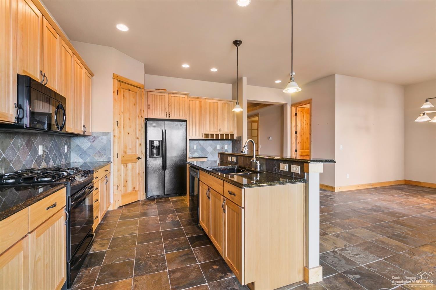 The Bluffs River Ben - Residential