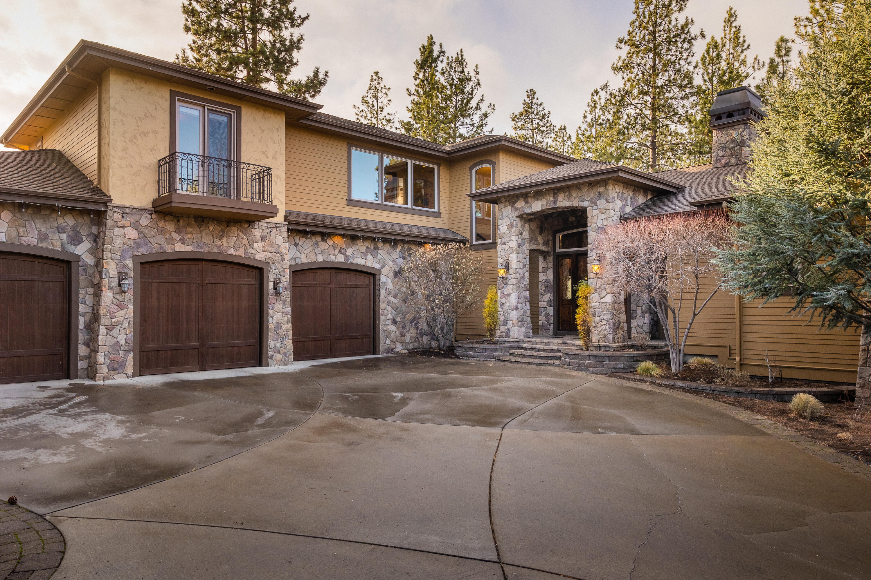 River Rim - Residential