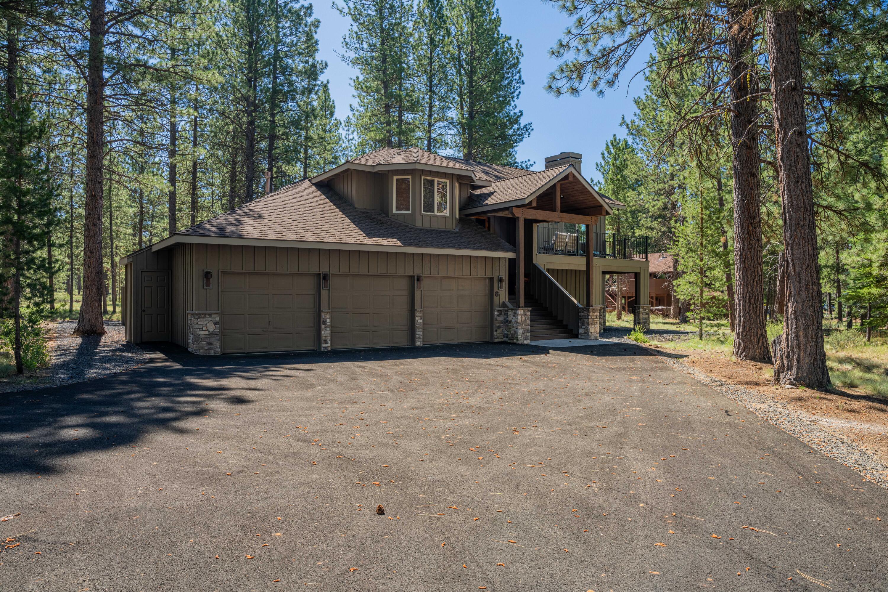 Fairway Point Villag - Residential