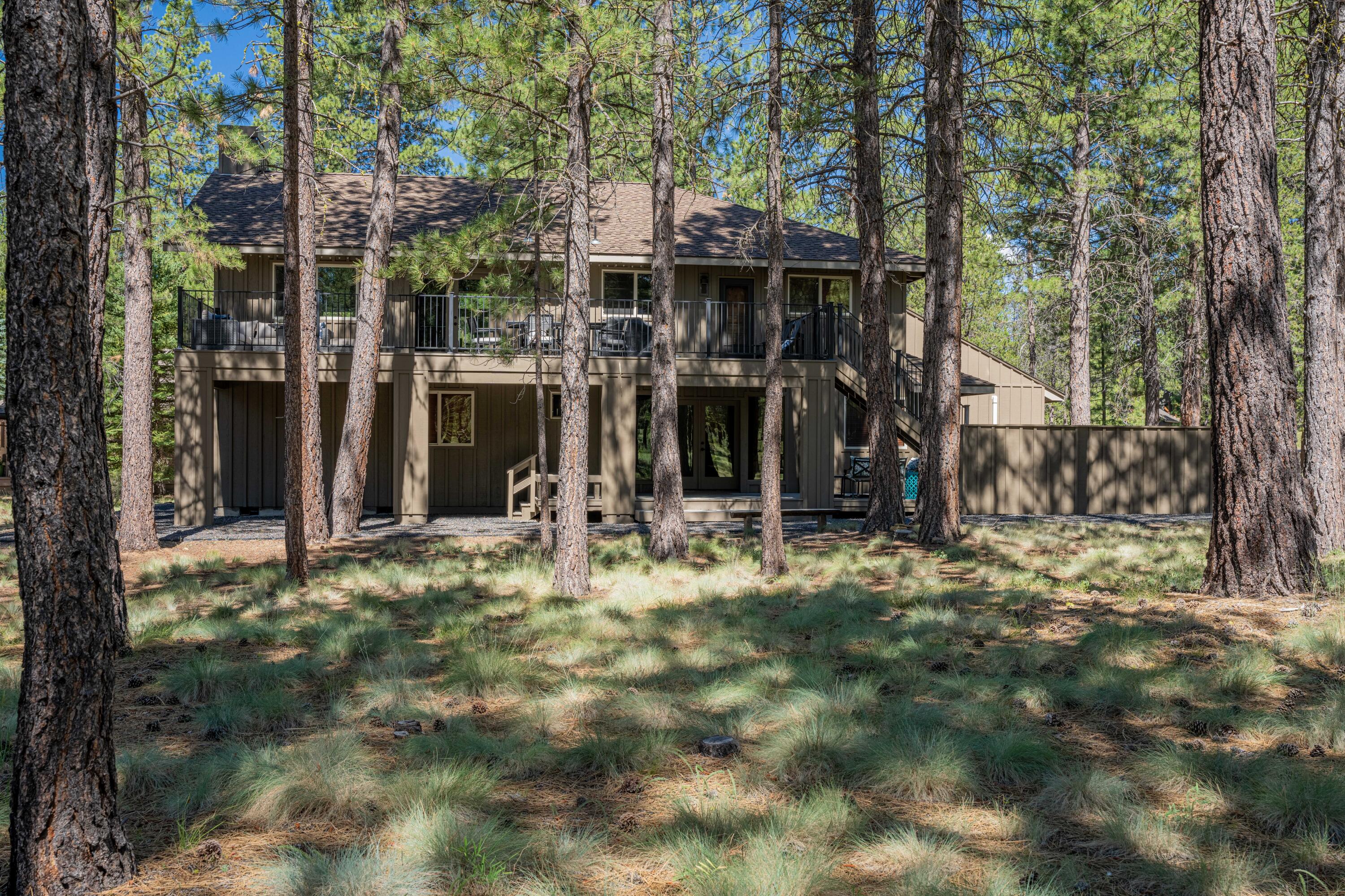 Fairway Point Villag - Residential