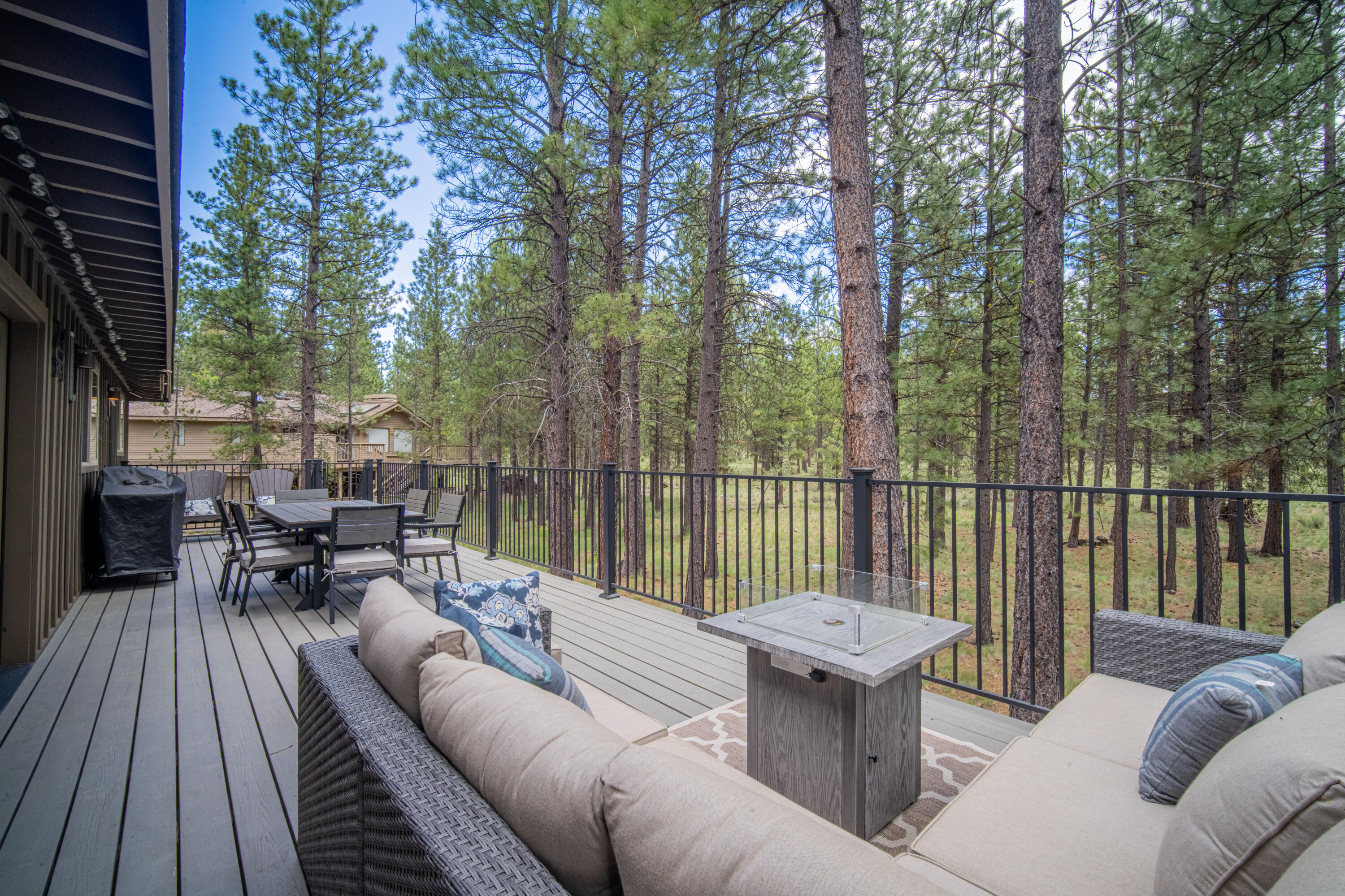 Fairway Point Villag - Residential