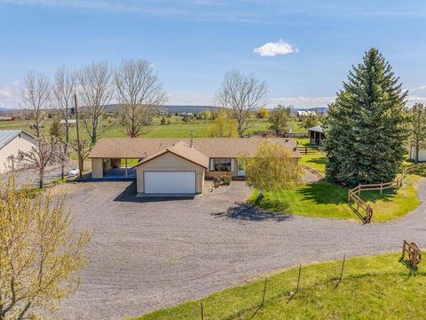 Tiny photo for 4088 SW Minson Road, Powell Butte, OR 97753 (MLS # 220217313)