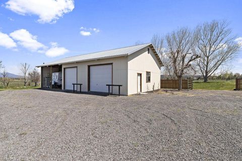 Tiny photo for 4088 SW Minson Road, Powell Butte, OR 97753 (MLS # 220217313)