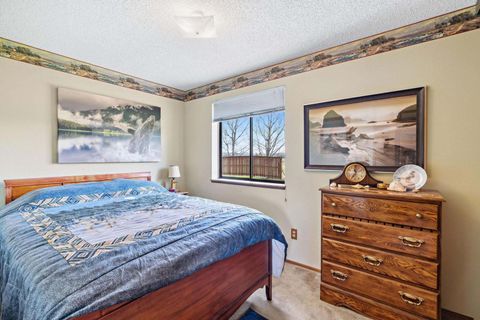 Tiny photo for 4088 SW Minson Road, Powell Butte, OR 97753 (MLS # 220217313)