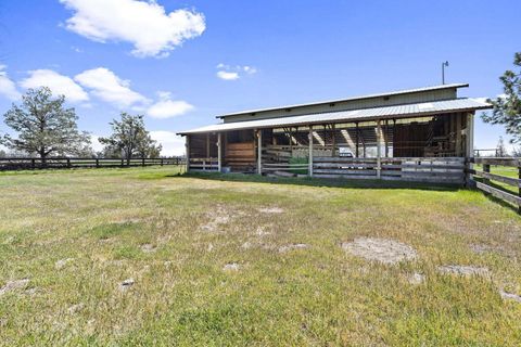 Tiny photo for 4088 SW Minson Road, Powell Butte, OR 97753 (MLS # 220217313)