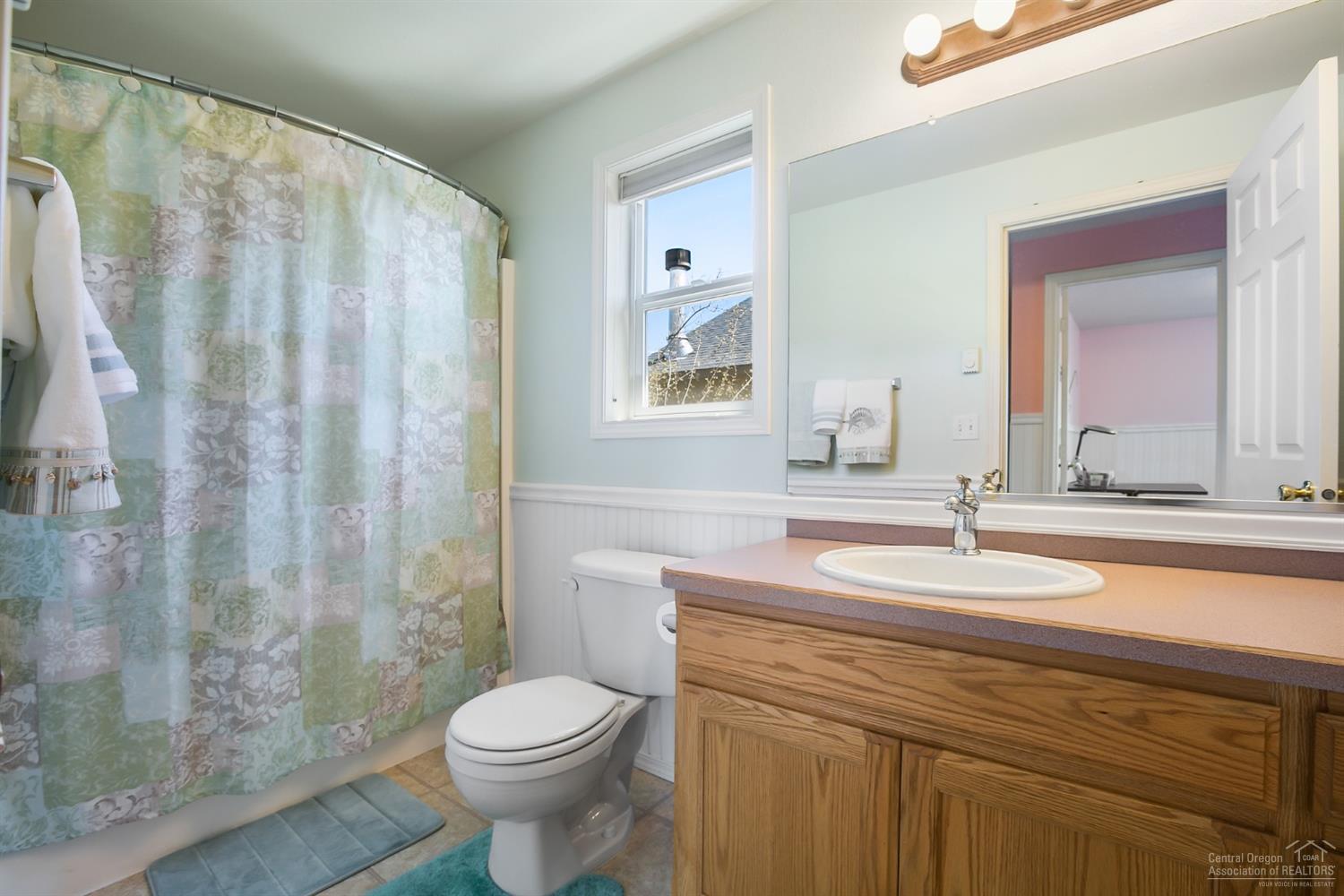 Sisters Park Place - Residential