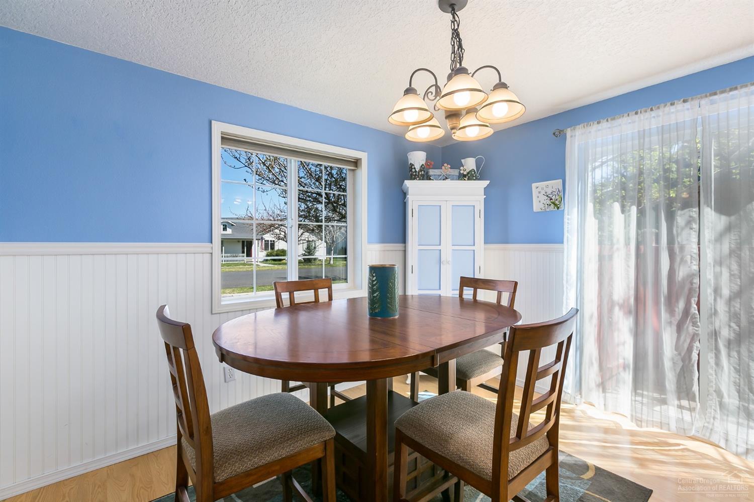 Sisters Park Place - Residential