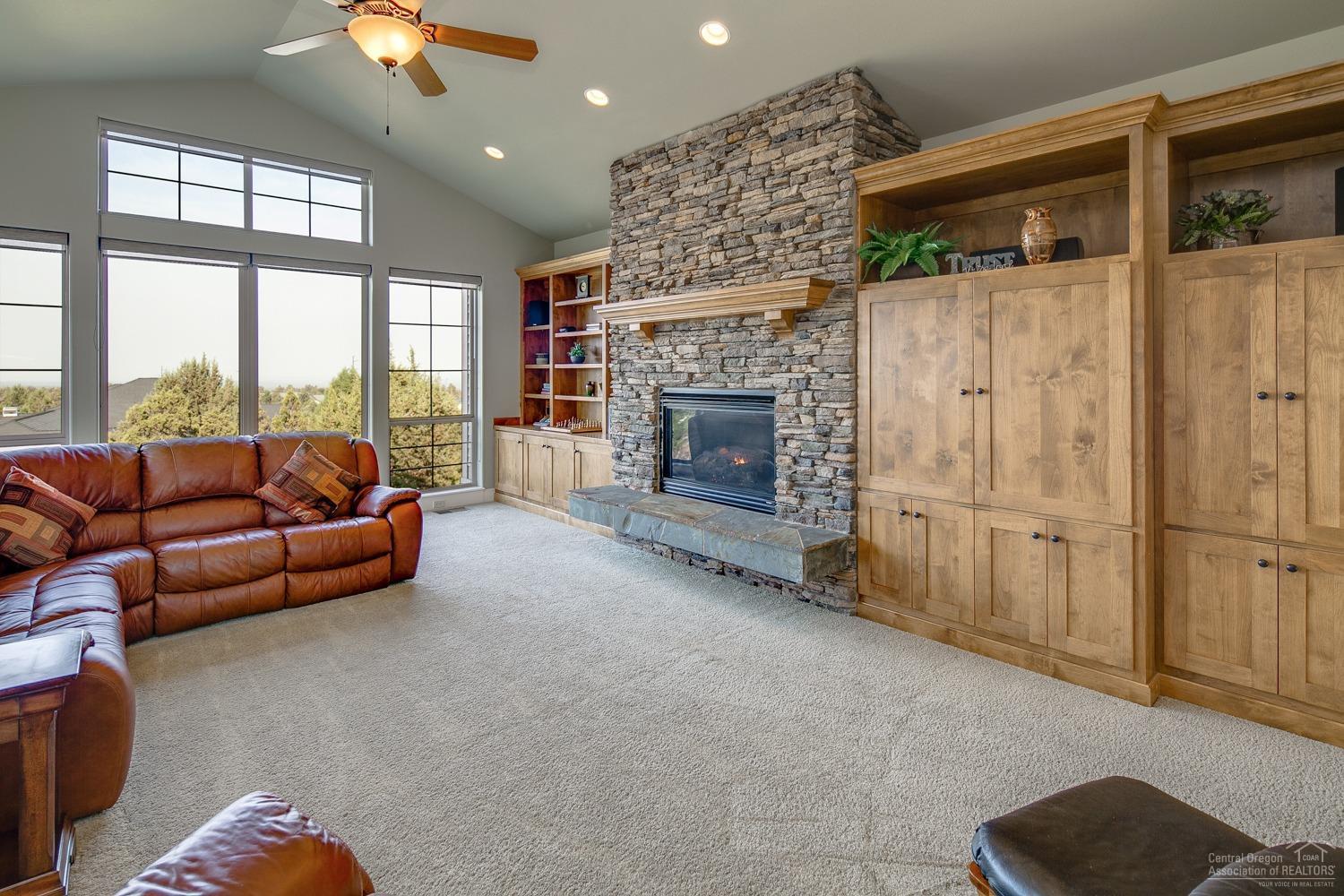 Eagle Crest - Residential